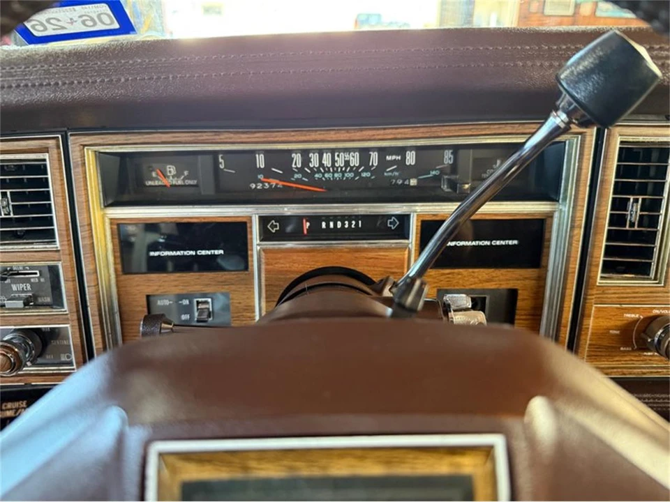 1983 Cadillac DeVille 5th Gen - Image 14 of 31