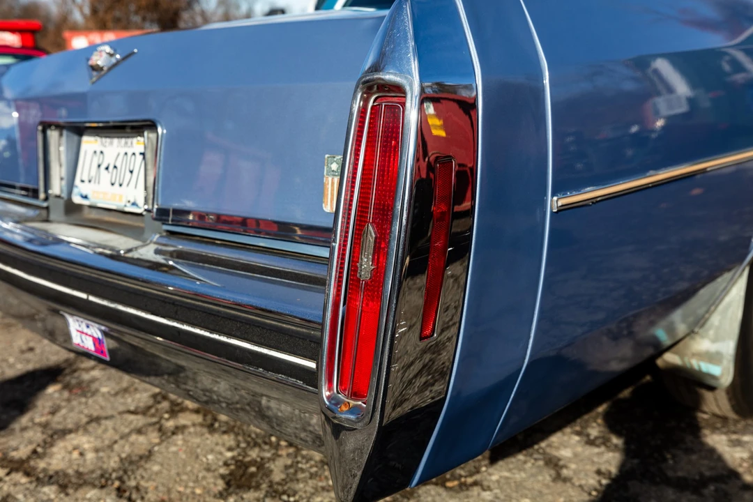 1983 Cadillac DeVille 5th Gen - Image 15 of 31