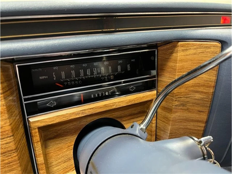 1983 Cadillac DeVille 5th Gen - Image 15 of 23