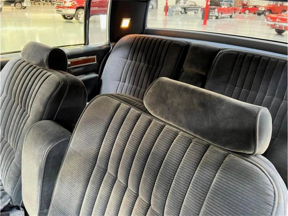 1983 Cadillac DeVille 5th Gen - Image 17 of 23
