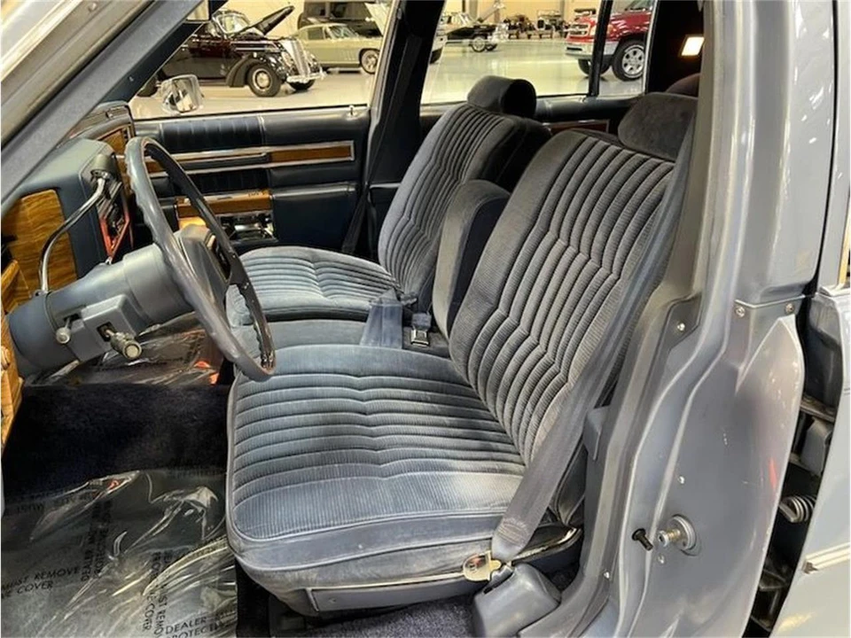 1983 Cadillac DeVille 5th Gen - Image 12 of 23