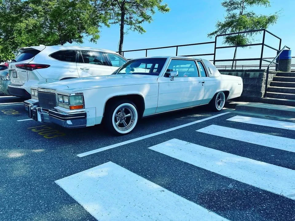 1983 Cadillac DeVille 5th Gen - Image 3 of 5