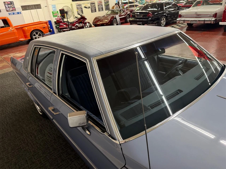 1983 Cadillac DeVille 5th Gen - Image 10 of 31