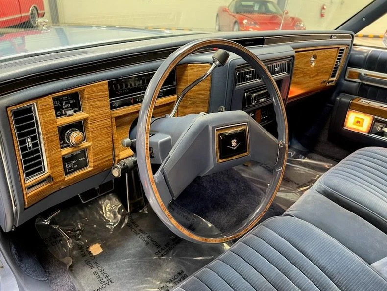 1983 Cadillac DeVille 5th Gen - Image 13 of 23