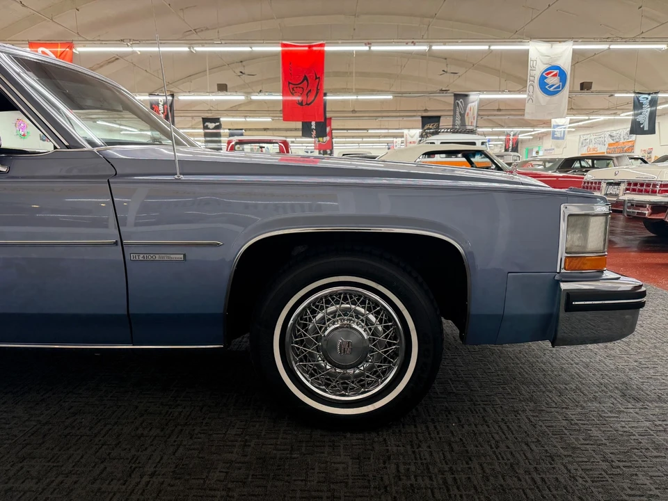 1983 Cadillac DeVille 5th Gen - Image 28 of 31