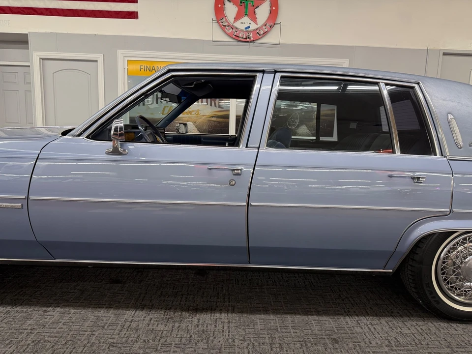 1983 Cadillac DeVille 5th Gen - Image 19 of 31