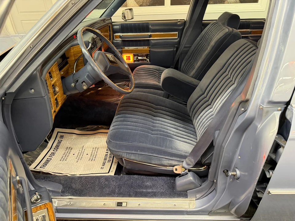 1983 Cadillac DeVille 5th Gen - Image 30 of 31
