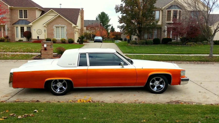 1983 Cadillac DeVille 5th Gen - Image 2 of 8