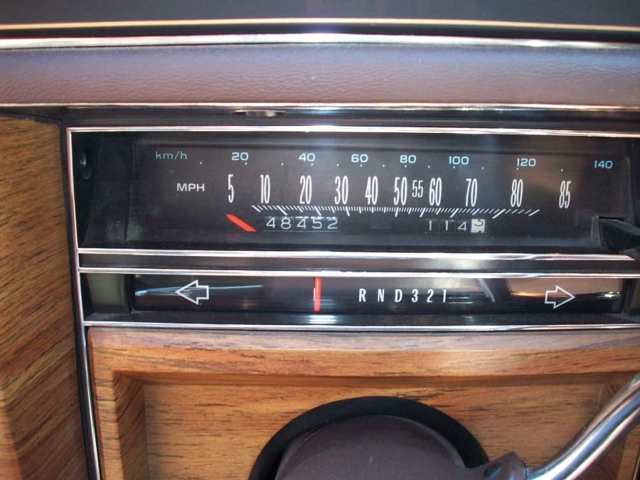 1983 Cadillac DeVille 5th Gen - Image 6 of 8