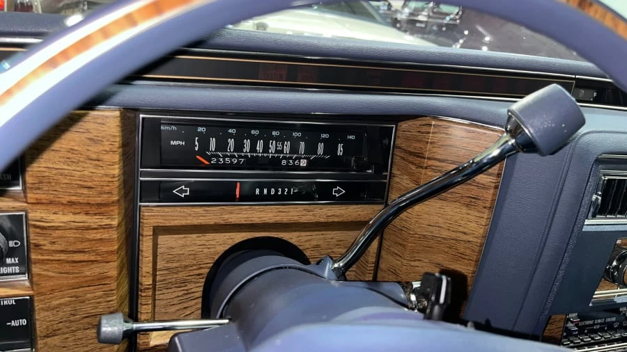 1983 Cadillac DeVille 5th Gen - Image 4 of 28