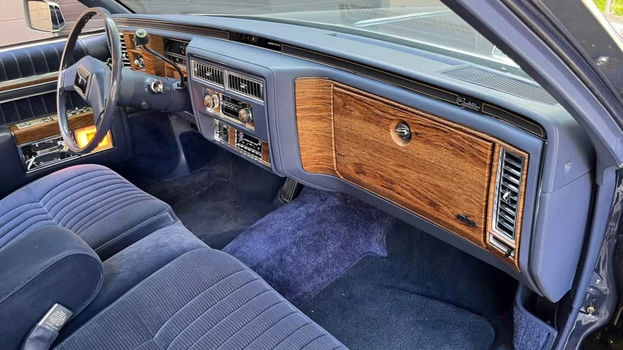 1983 Cadillac DeVille 5th Gen - Image 5 of 28