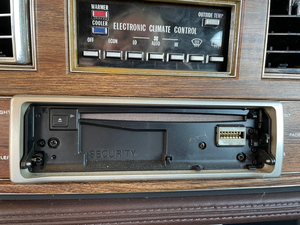 1983 Cadillac Eldorado 9th Gen - Image 13 of 20