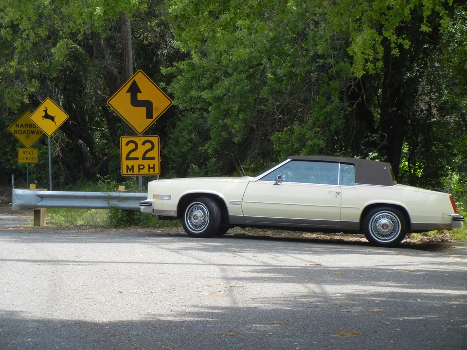 1983 Cadillac Eldorado 10th Gen - Image 15 of 31