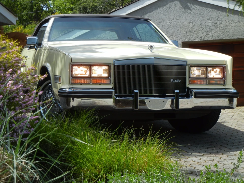 1983 Cadillac Eldorado 10th Gen - Image 10 of 31