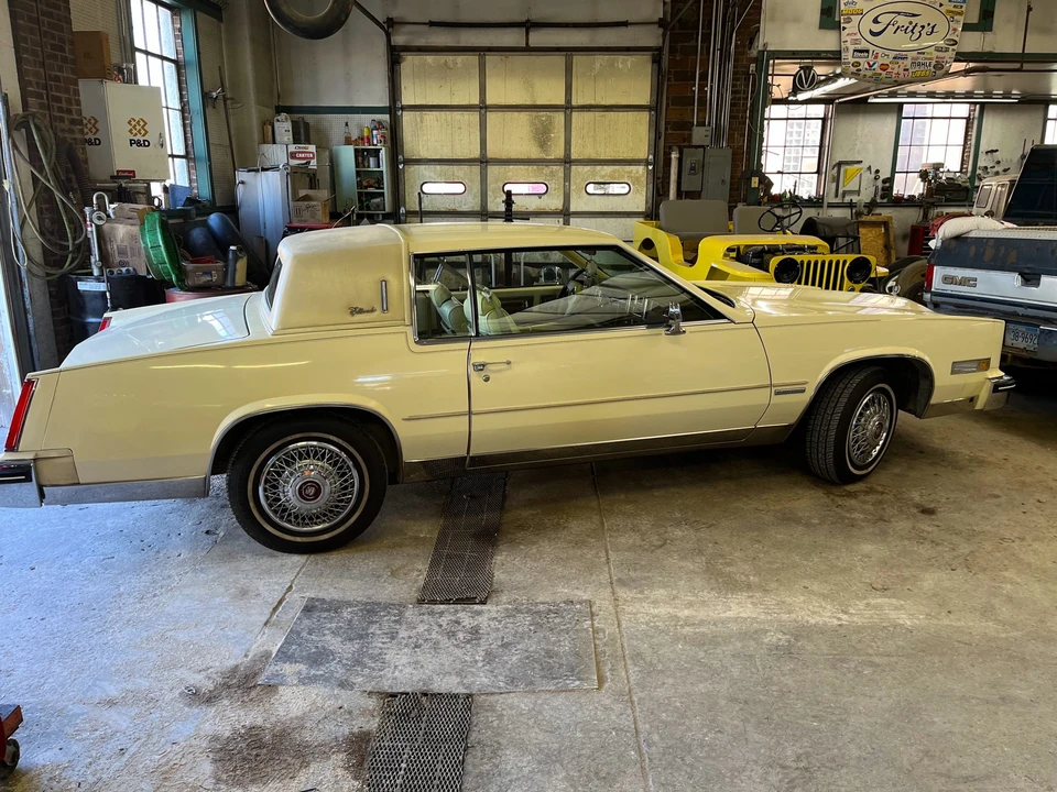 1983 Cadillac Eldorado 10th Gen - Image 24 of 31