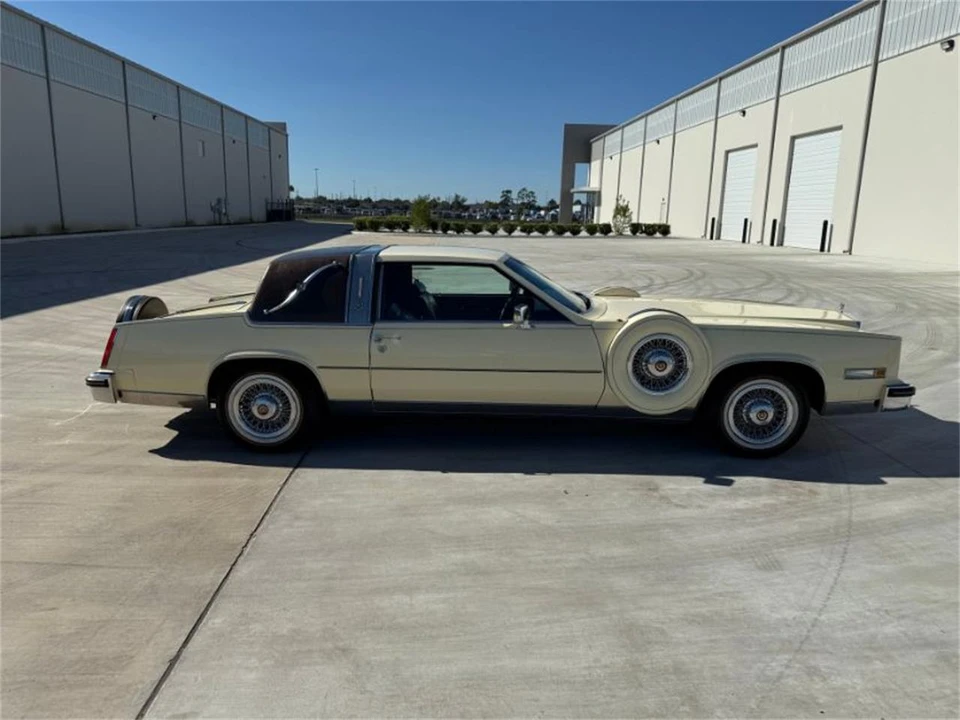 1983 Cadillac Eldorado 10th Gen - Image 11 of 14