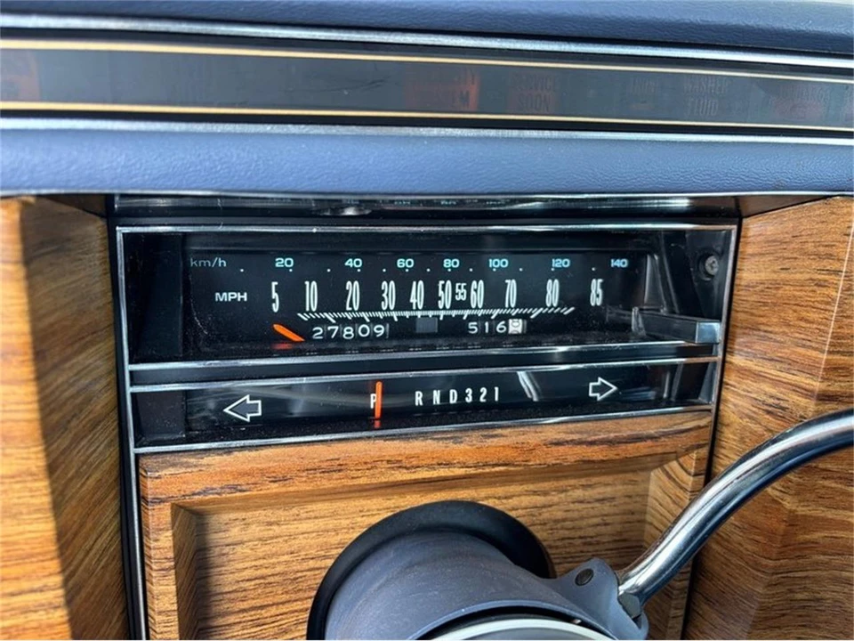 1983 Cadillac Fleetwood - Image 13 of 18