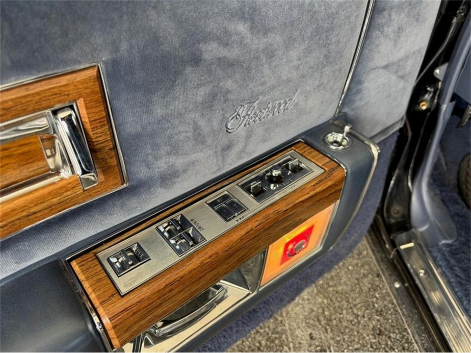 1983 Cadillac Fleetwood - Image 14 of 18