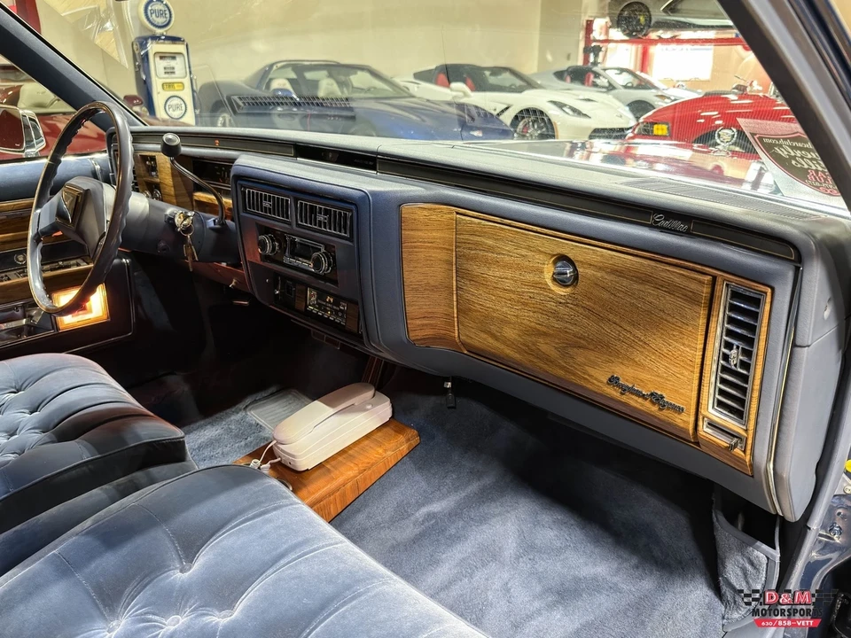 1983 Cadillac Fleetwood - Image 14 of 21