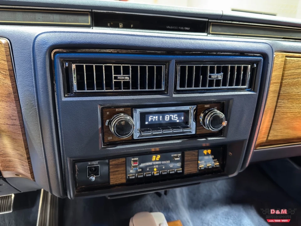 1983 Cadillac Fleetwood - Image 19 of 21