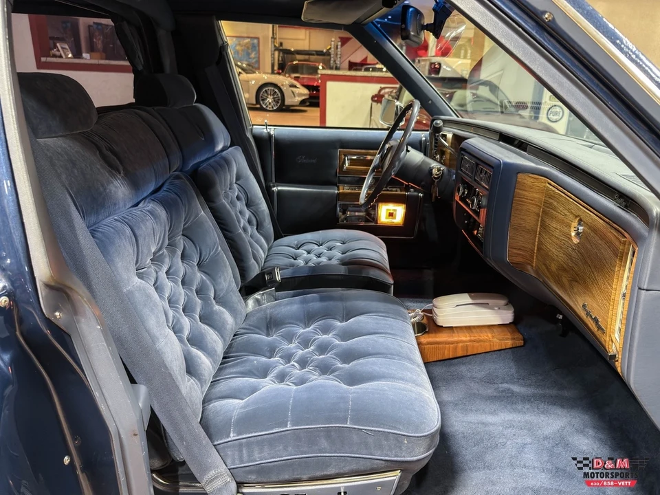 1983 Cadillac Fleetwood - Image 13 of 21