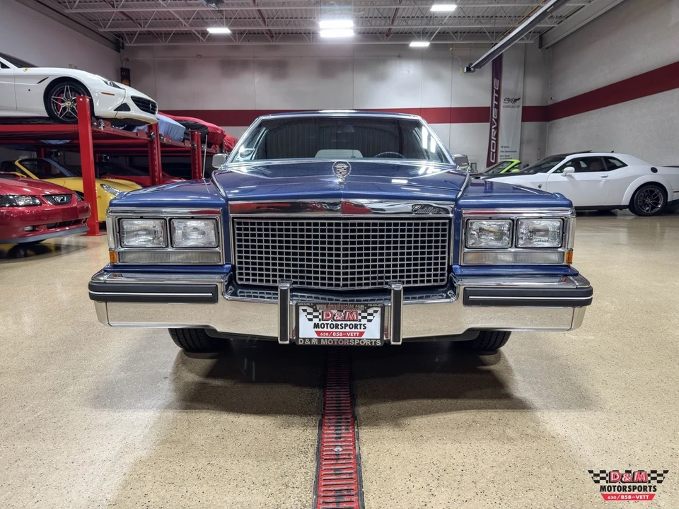 1983 Cadillac Fleetwood - Image 8 of 21