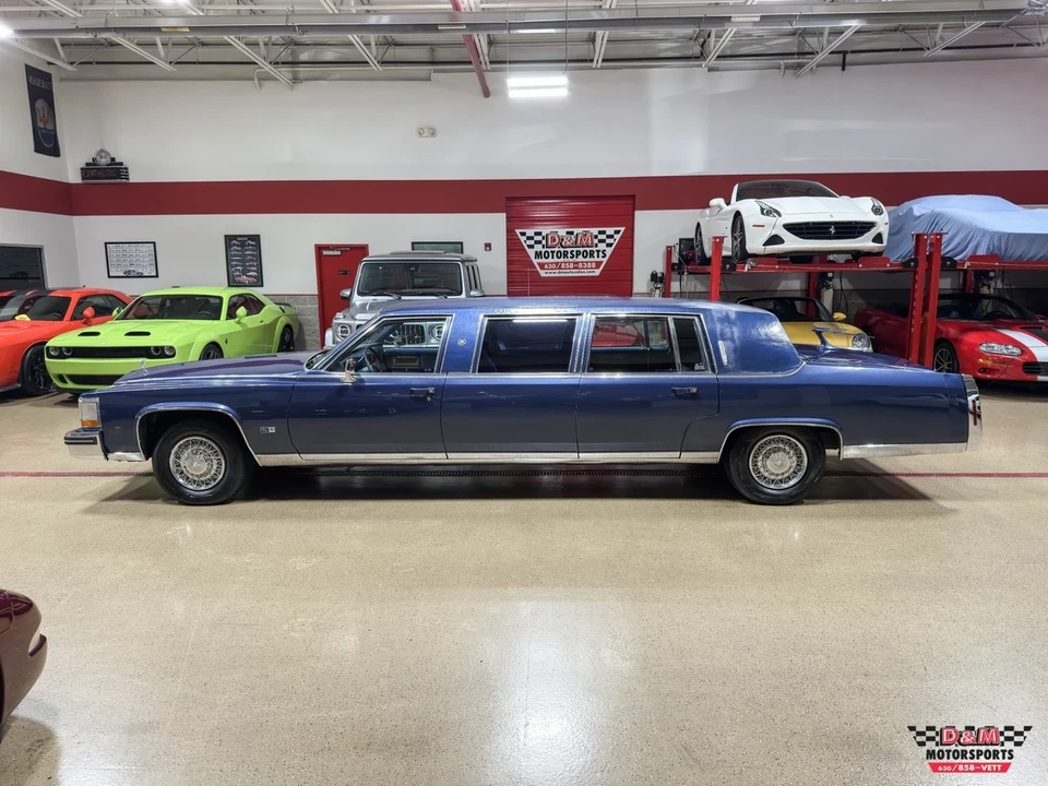 1983 Cadillac Fleetwood - Image 2 of 21