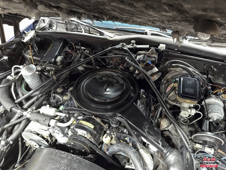 1983 Cadillac Fleetwood - Image 10 of 21