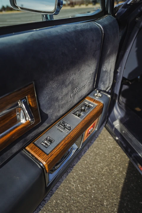 1983 Cadillac Fleetwood - Image 30 of 31