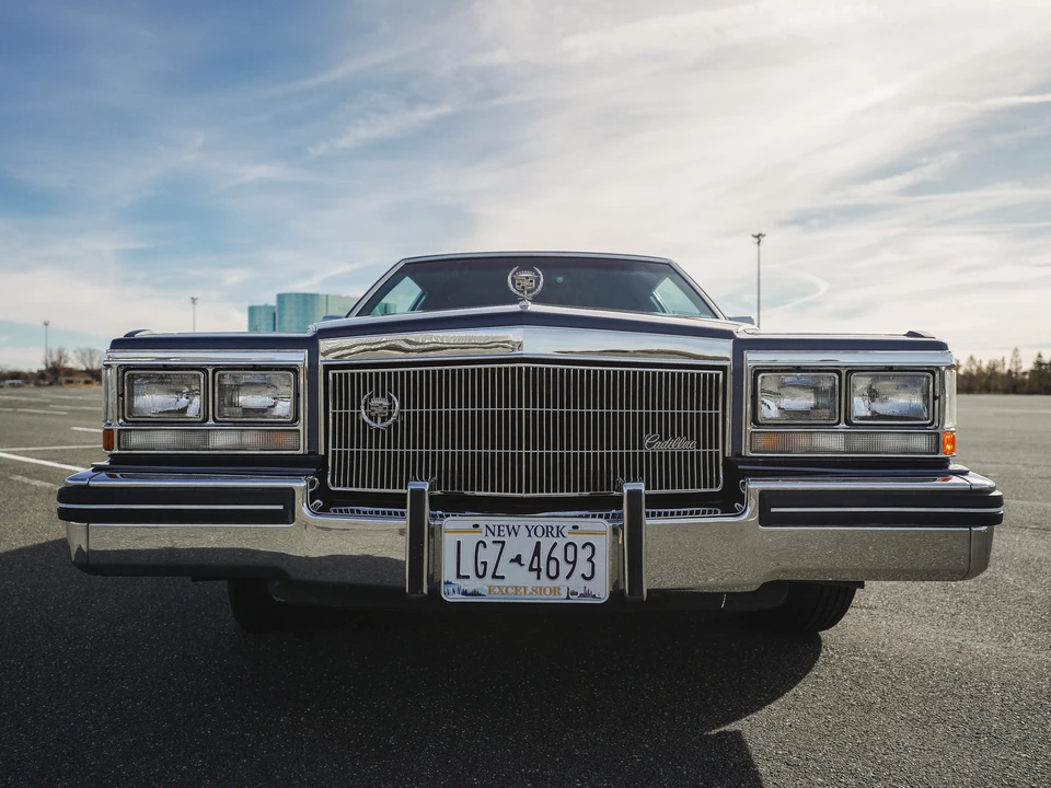 1983 Cadillac Fleetwood - Image 3 of 31