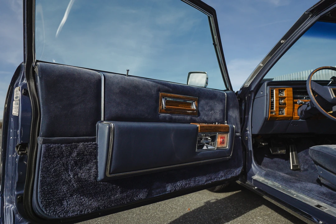 1983 Cadillac Fleetwood - Image 28 of 31