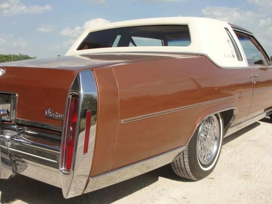 1983 Cadillac Fleetwood - Image 2 of 5