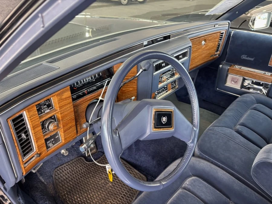 1983 Cadillac Fleetwood - Image 14 of 20