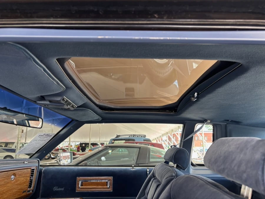 1983 Cadillac Fleetwood - Image 13 of 20