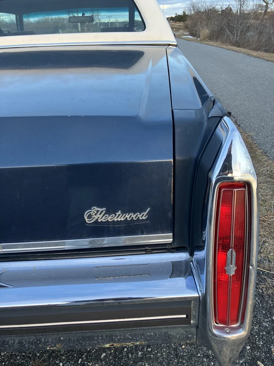 1983 Cadillac Brougham - Image 30 of 31