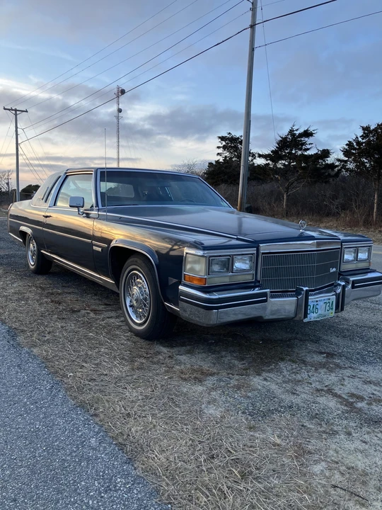1983 Cadillac Brougham - Image 15 of 31