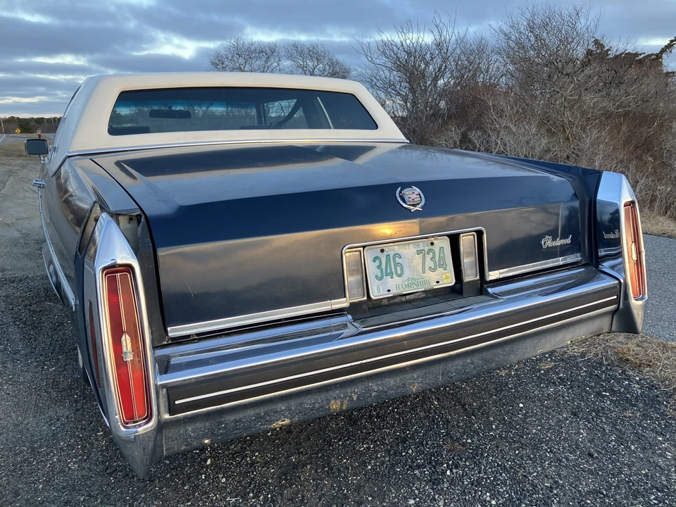 1983 Cadillac Brougham - Image 7 of 31