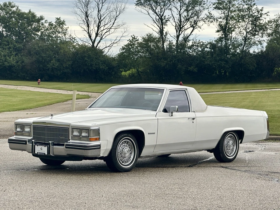 1983 Cadillac Brougham - Image 5 of 31