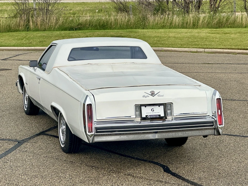 1983 Cadillac Brougham - Image 8 of 31