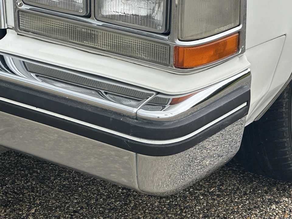1983 Cadillac Brougham - Image 15 of 31