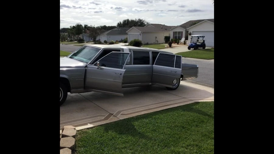 1983 Cadillac Fleetwood - Image 18 of 31