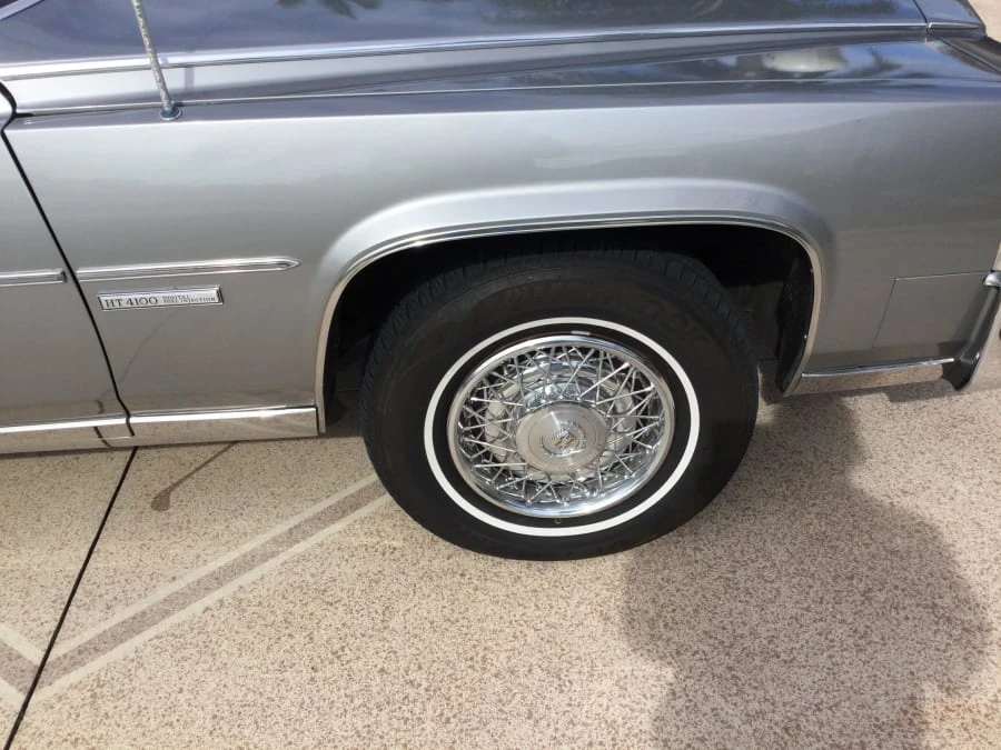 1983 Cadillac Fleetwood - Image 25 of 31