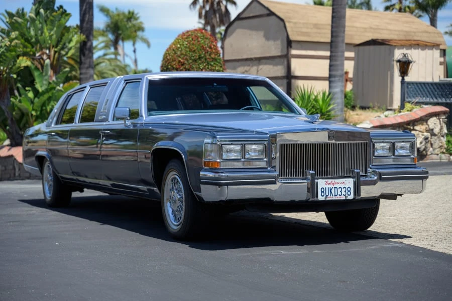 1983 Cadillac Fleetwood - Image 6 of 31