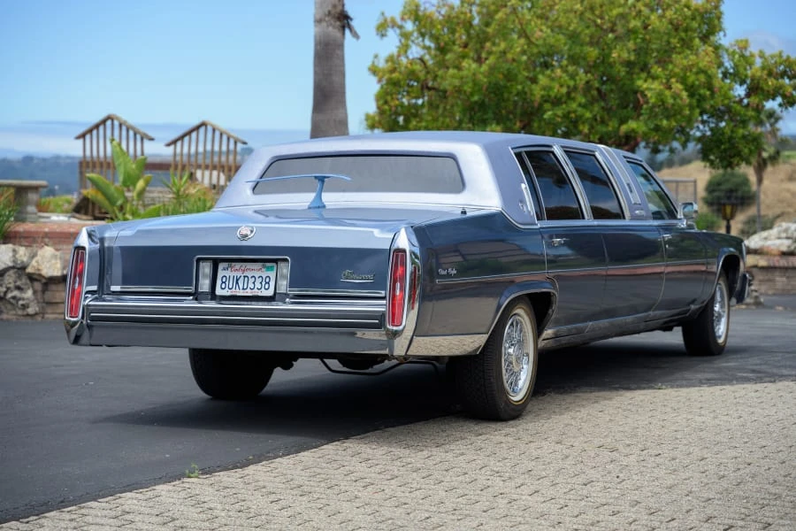 1983 Cadillac Fleetwood - Image 3 of 31