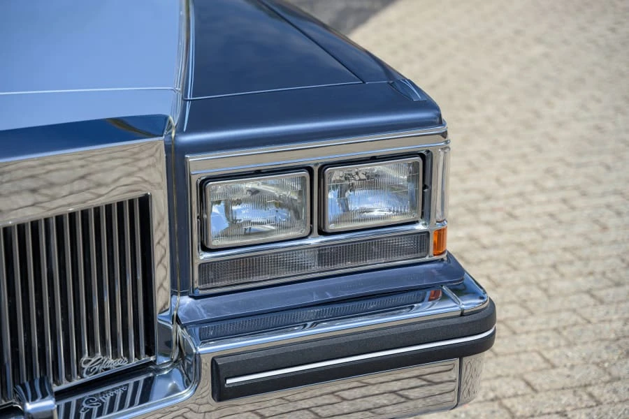 1983 Cadillac Fleetwood - Image 12 of 31