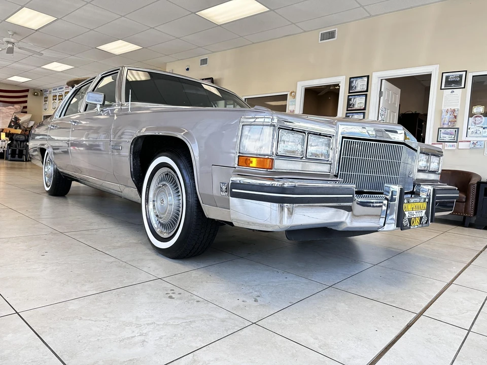 1983 Cadillac Fleetwood - Image 17 of 31