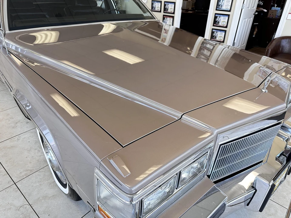 1983 Cadillac Fleetwood - Image 20 of 31