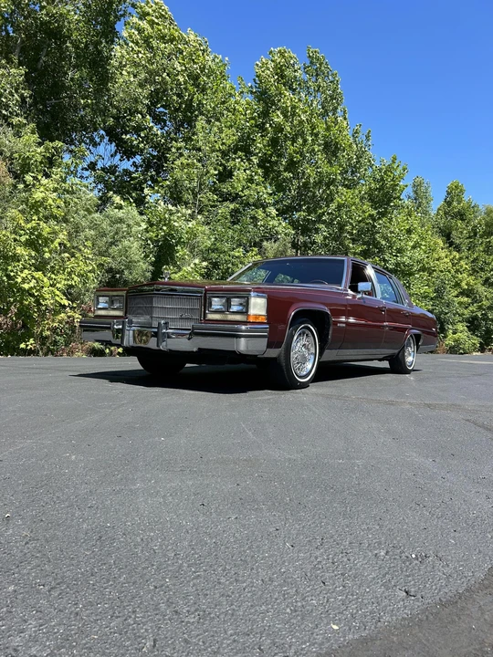 1983 Cadillac Fleetwood - Image 3 of 31