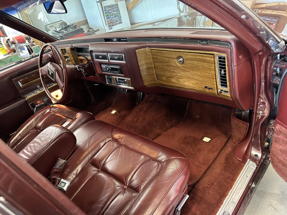 1983 Cadillac Fleetwood - Image 23 of 31