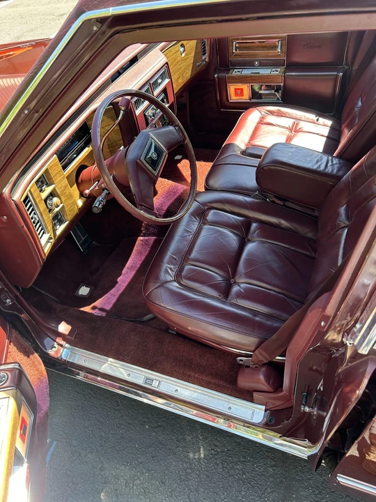 1983 Cadillac Fleetwood - Image 15 of 31